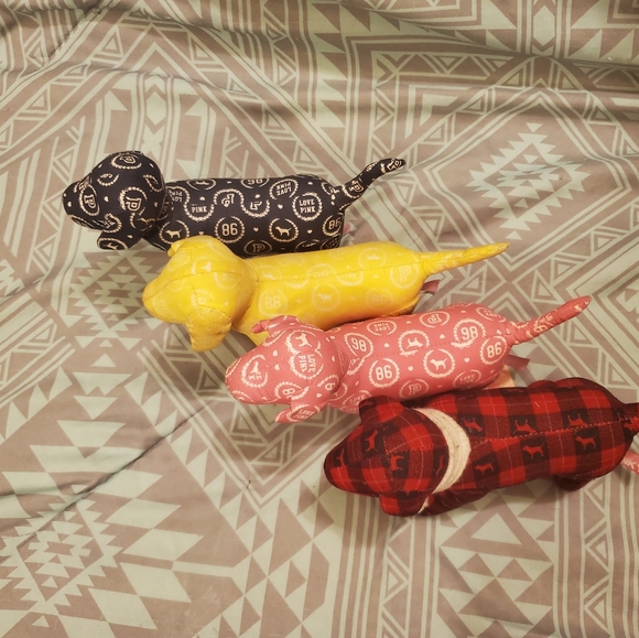 4 Victoria's Secret/Pink Dogs - Picture 5 of 5